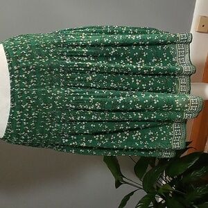 Max Studio Green Floral MINI  Skirt